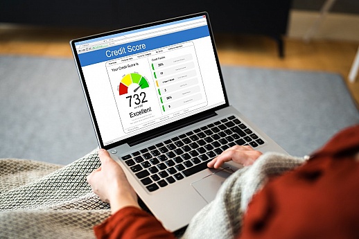 How Often Does Your Credit Score Update? Credit Report Timing